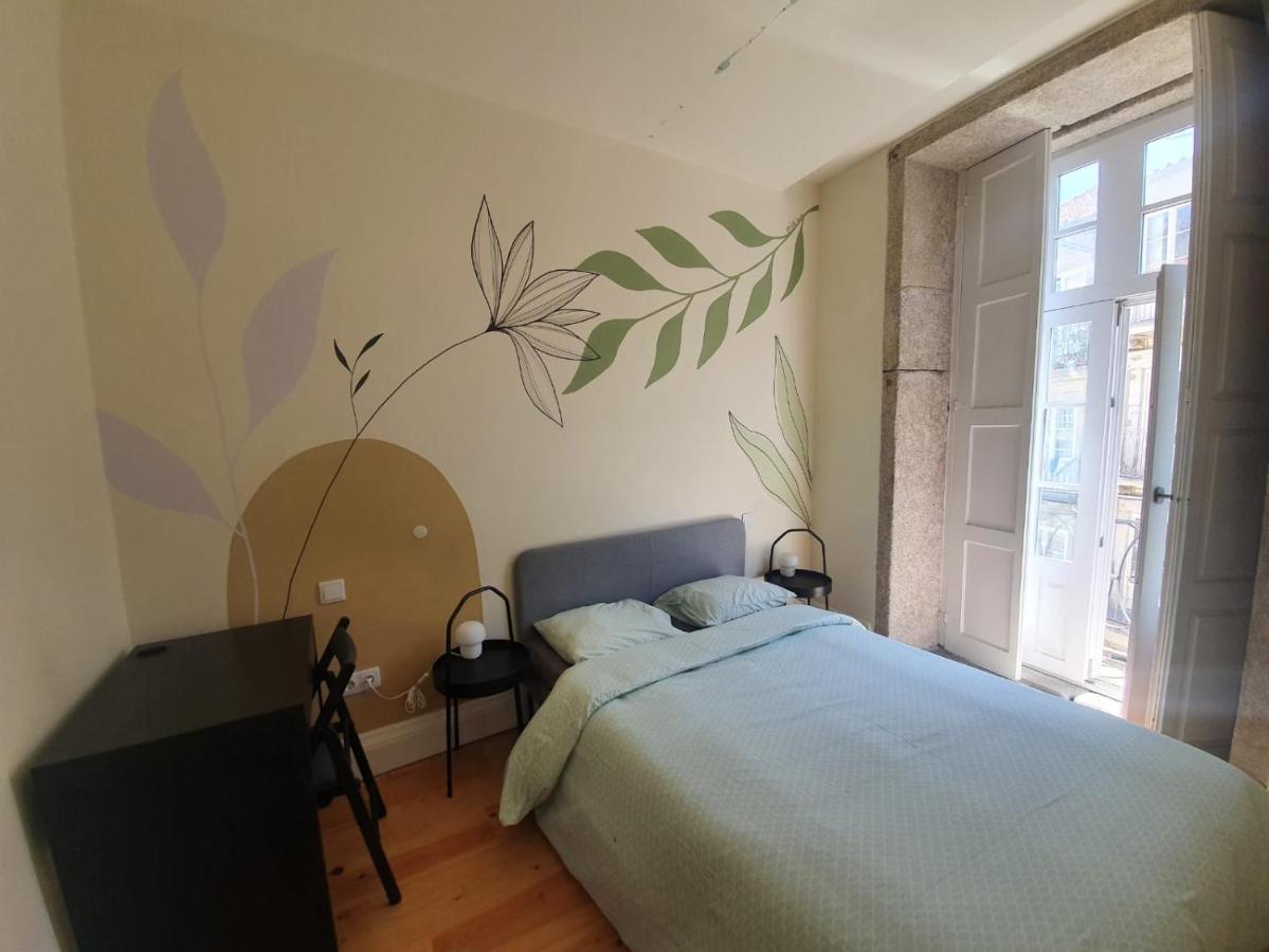 Onefam Ribeira Hostel Porto Bagian luar foto
